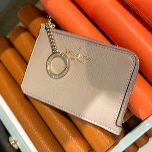 Kate Spade Darcy Medium L-Zip Card Holder Warm Taupe